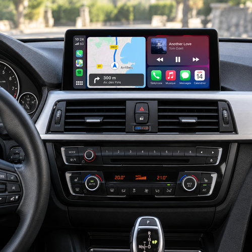 Simulation du CarPlay NBT installé dans une BMW Série 3 F30
